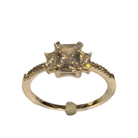 NWT Charter Club Silver-Tone Crystal Triple-Stone Ring size 11 - Picture 2 of 6